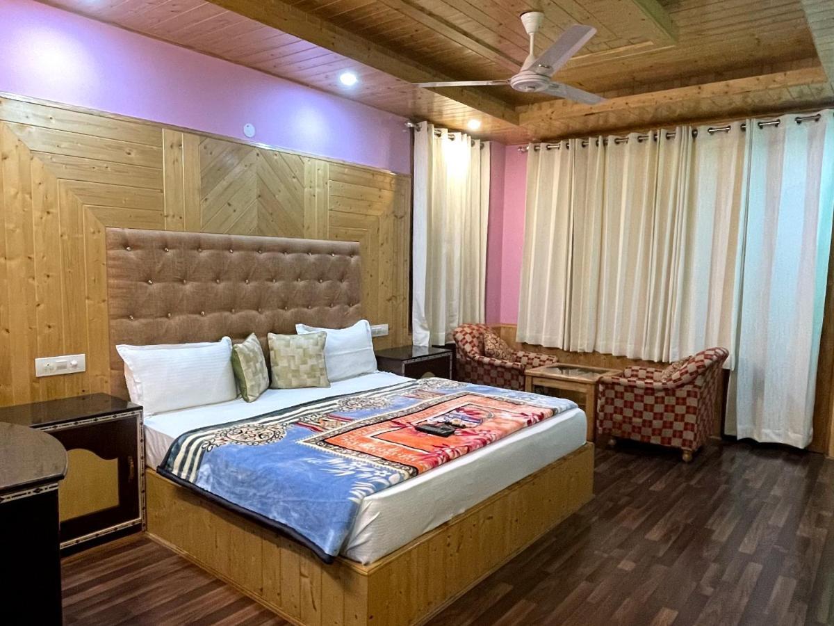 Lotus Cottage Manāli Rom bilde